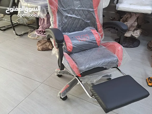 كرسي جيمنج للمحترفين مزود ب3ماكينات ومساج ظهر قابل للتعديل مسند قدم