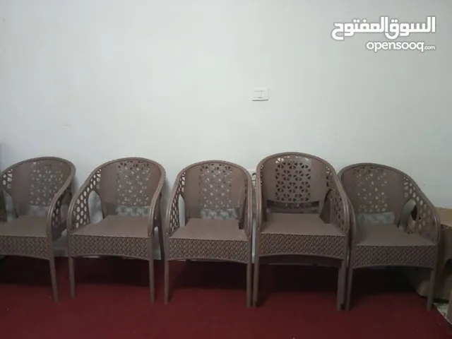 كراسي 8 مع طاوله