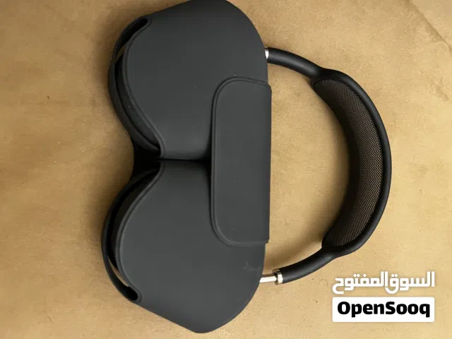 سماعات ايربودز ماكس نظيفة جدًا