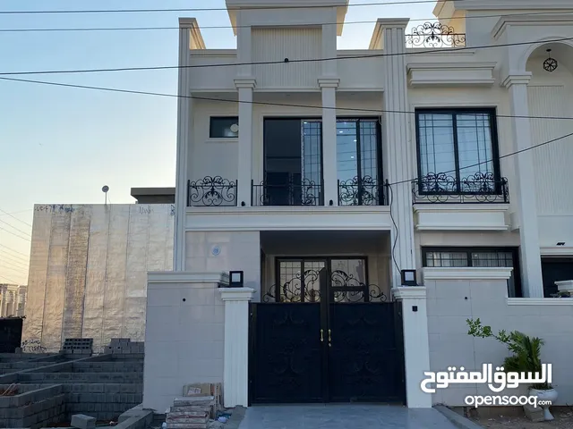 100 m2 3 Bedrooms Townhouse for Sale in Erbil New Hawler