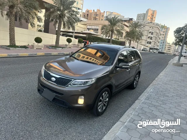 Used Kia Sorento in Hawally