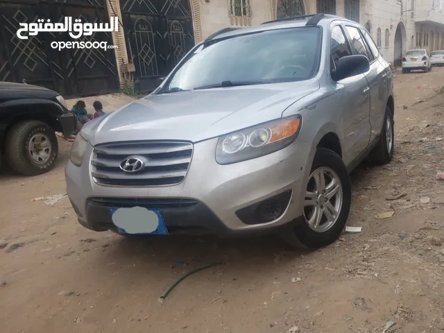 New Hyundai Santa Fe in Sana'a