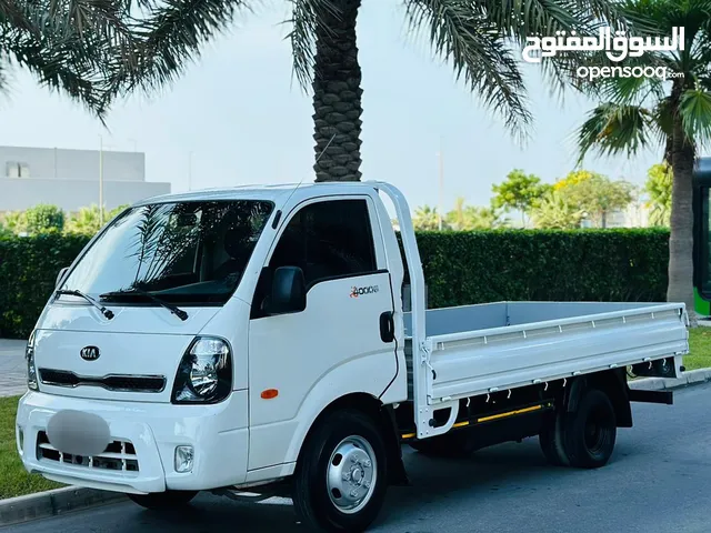 Kia K4000G Pick Up Cargo Truck 6 wheels 5.5Meter (18 Feet) Year-2017.Single owner Diesel pick up
