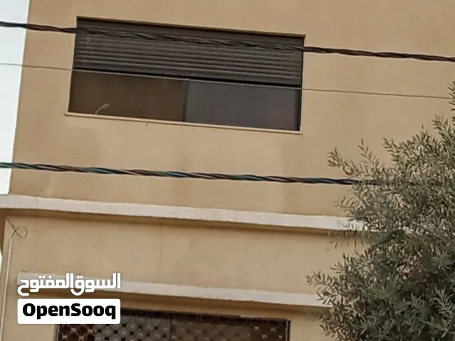 130 m2 3 Bedrooms Apartments for Rent in Mafraq Hay Al-Zohoor