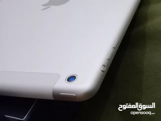 Apple iPad Air 16 GB in Al Ain
