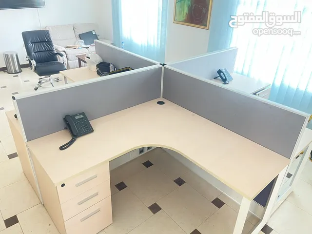 Workstation desk with 4 table