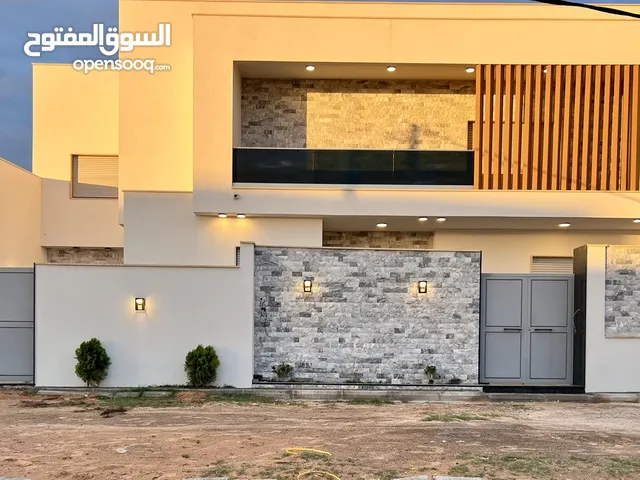 500 m2 5 Bedrooms Villa for Sale in Tripoli Ain Zara
