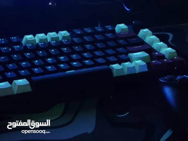 كيبورد قيمينق سويتش اصفر صوت هادئ ومع مفاتيح للتعديل على الشكل وزر يدور للصوت من شركه magegee