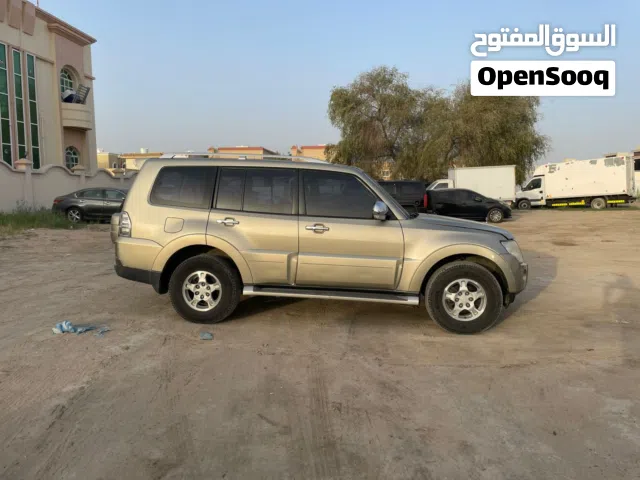 2007 ميتسوبيشي باجيرو GLS