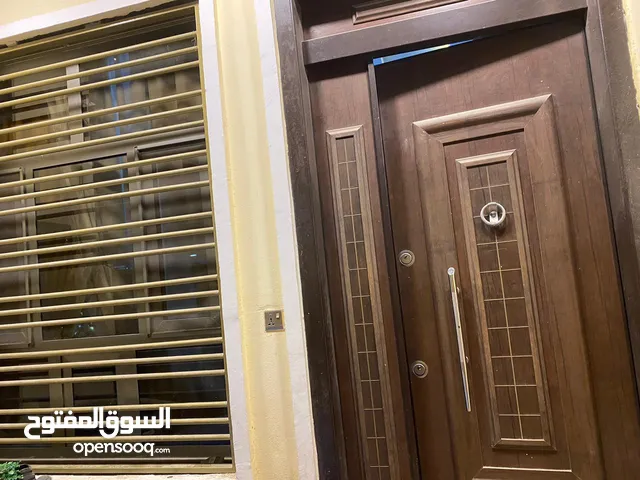80 m2 2 Bedrooms Townhouse for Sale in Baghdad Bayaa