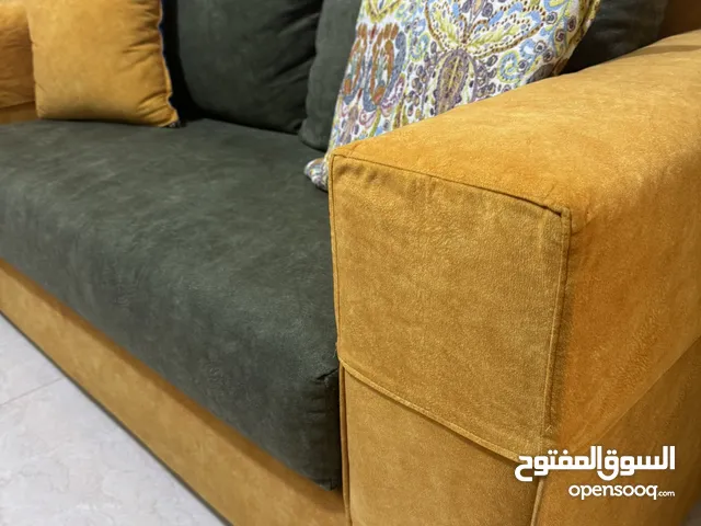 طقم كنب ثلاثي عصري - مجوزتين / 1 ثلاثية