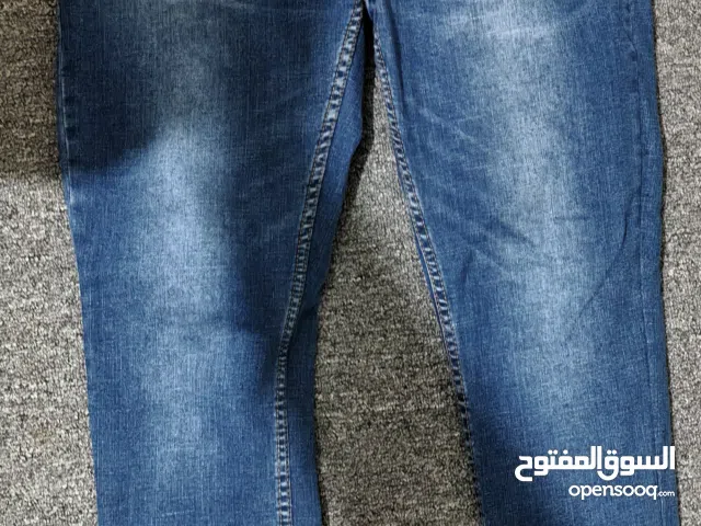 جينزات ماركات zara. Cap. Guess وكالة