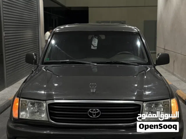 2002 تويوتا لاند كروزر VXR