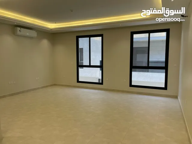 135 m2 3 Bedrooms Apartments for Rent in Al Riyadh Al Arid