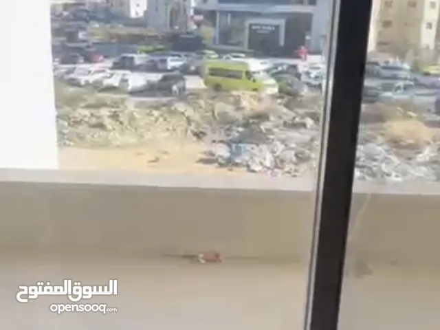 160 m2 3 Bedrooms Apartments for Rent in Ramallah and Al-Bireh Al Irsal St.