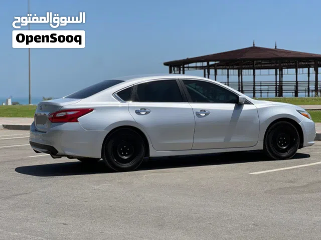 2016 نيسان التيما S
