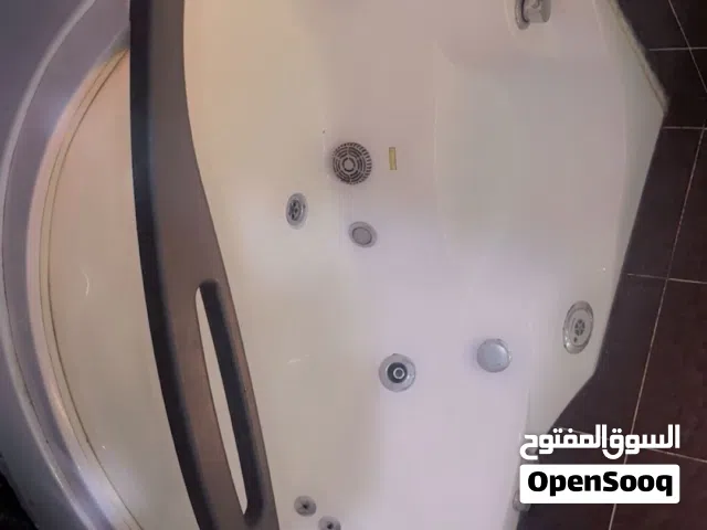 جاكوزي للبيع بحاله الوكاله