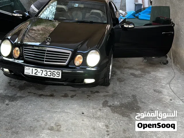 2001 مرسيدس بنز الفئة-CLK CLK 200