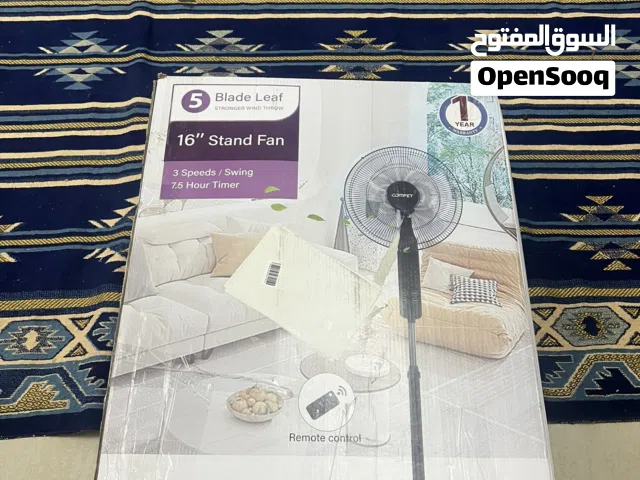 مروحة منزلية بريموت وسرعات متعددة وتايمر، مناسبة للاستخدام اليومي.