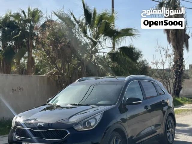 2017 كيا نيرو EX Touring