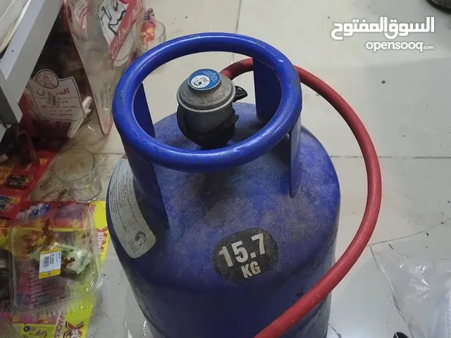Gas cylinder with regulator and pipe