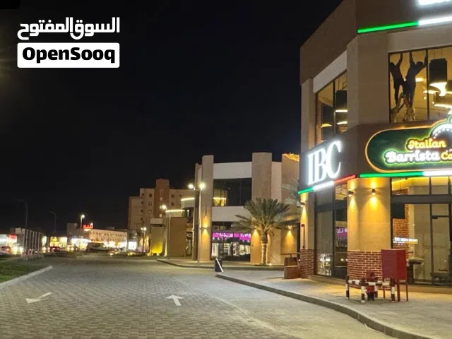 محل جديد للبيع في بركاء ( الجحيلة ) – مسار بركاء مول