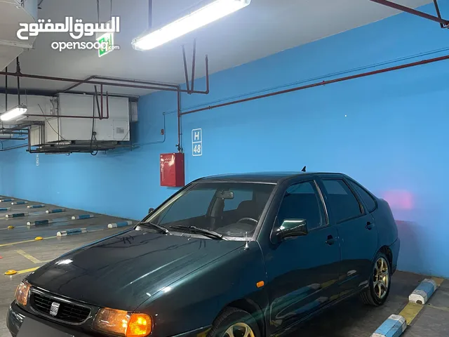 سيارة سيات قرطبة للبيع