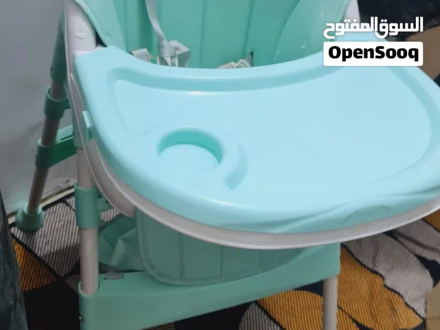 كرسي طعام أطفال جديده  ما مستخدم  سمائي