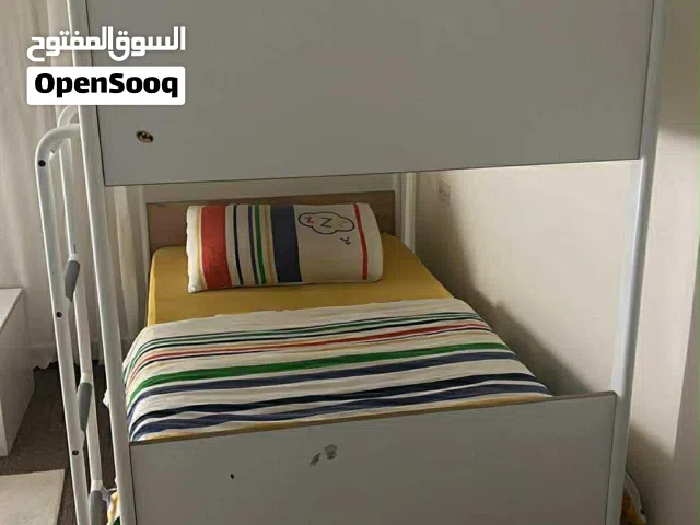 سرير على دورين من ماركة chicco