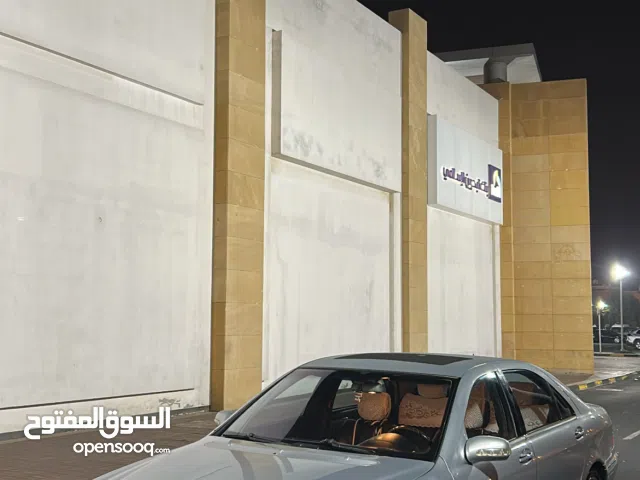 Mercedes S500 2002 ممشى قليل 133 الف  المالك الاول  خالي من الحوادث نظيف من داخل و الخارج