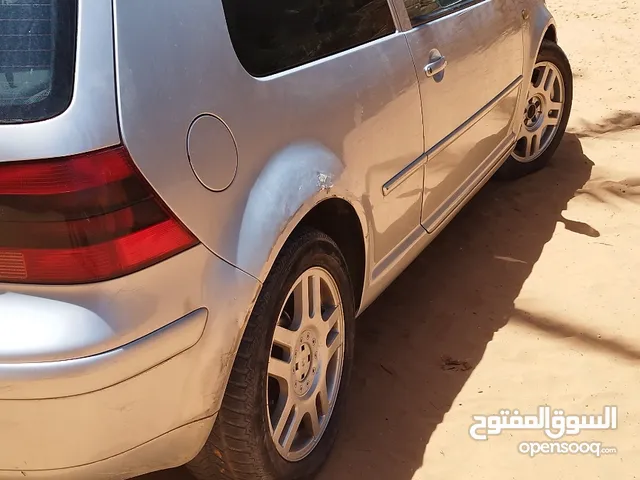 Used Volkswagen Golf in Zawiya