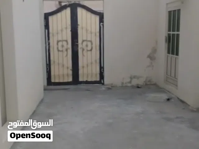 225 m2 More than 6 bedrooms Townhouse for Sale in Muharraq Galaly