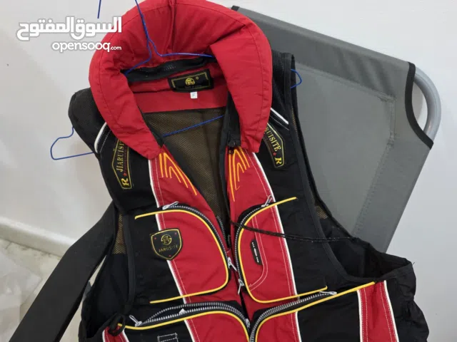 متزفر عدد31 سترة نجاة مستعملة للبيع او الايجار