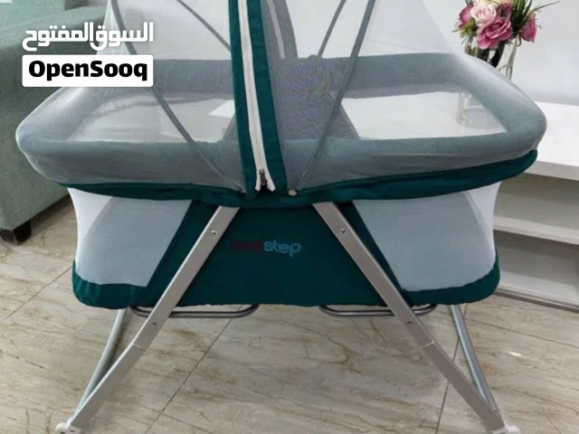 للبيع سرير أطفال