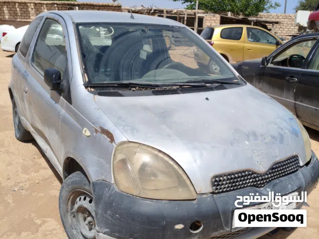 2002 تويوتا يارس S