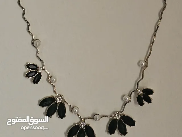 SALE JEWELERY NECKLACE pearl and faux gold FANCY necklace