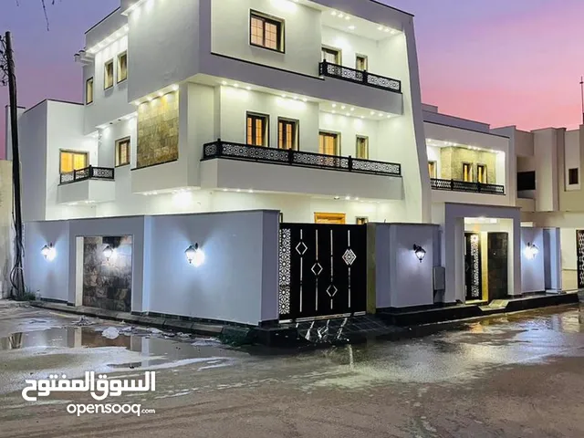 0 m2 More than 6 bedrooms Townhouse for Sale in Tripoli Ain Zara