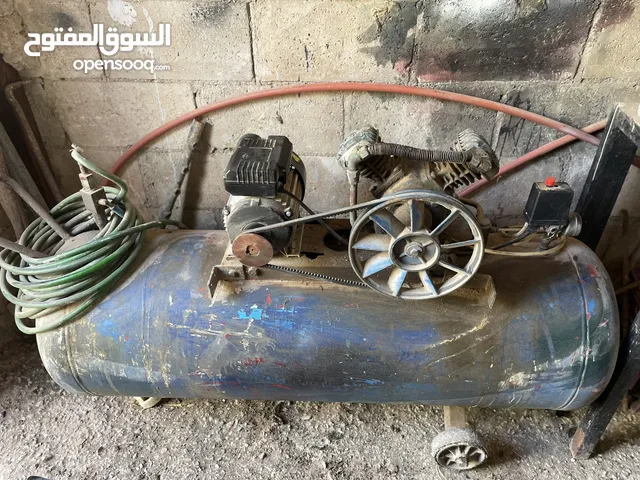 كمبريسه للبيع 250 لتر راكب عليها دينمو جديد