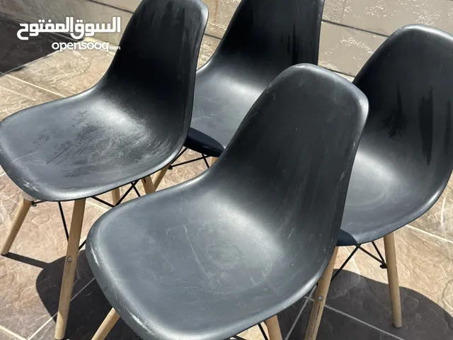كراسي عدد 4
