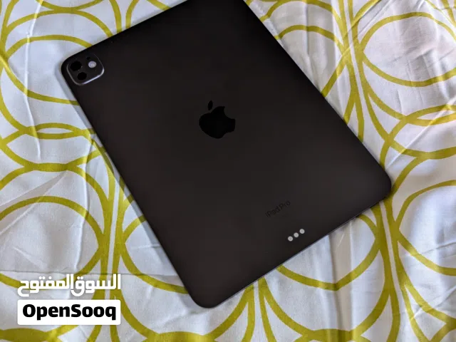 iPad Pro 11 M4 256GB بطارية 98 مكفول ولا ملاحظة