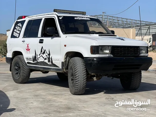 ايسوزو تروبر 4x4