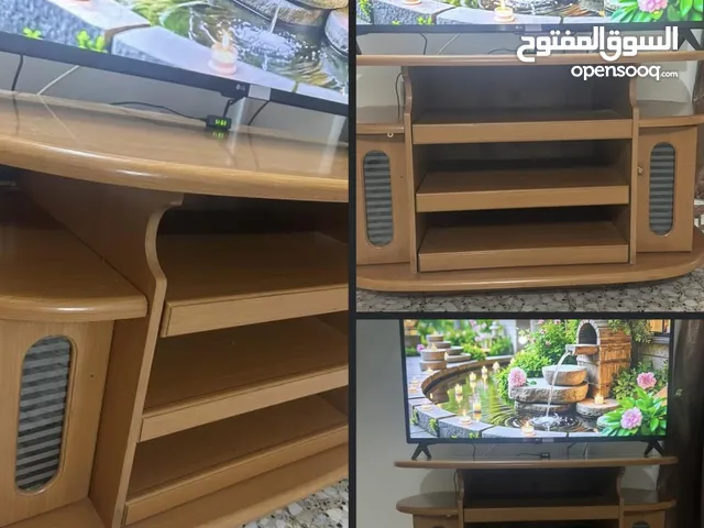 ميز تلفزيون للبيع