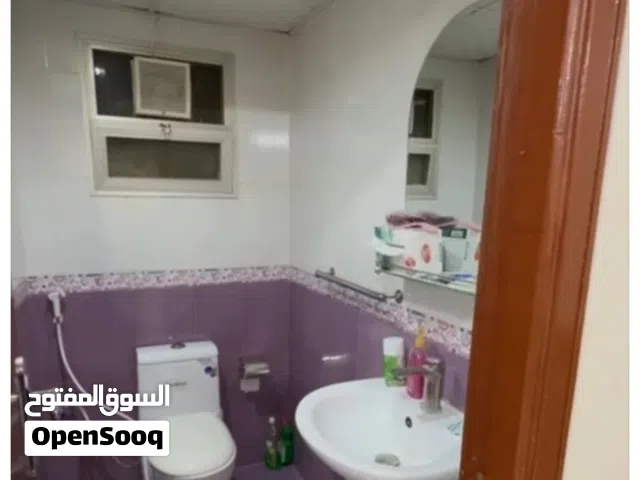 للايجار شقة بالامارات الشارقة