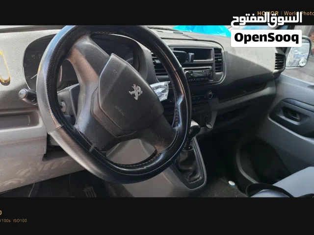 2018 Peugeot Expert Combi