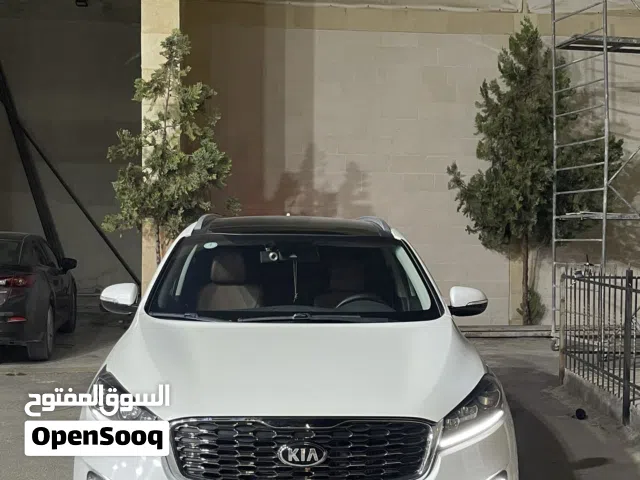 2019 Kia Sorento Standard