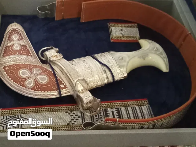 خنجر عماني منقوش فضة