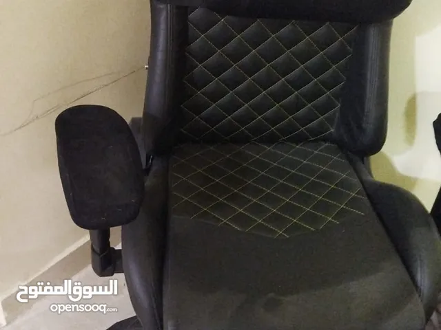 Other Chairs & Desks in Central Governorate