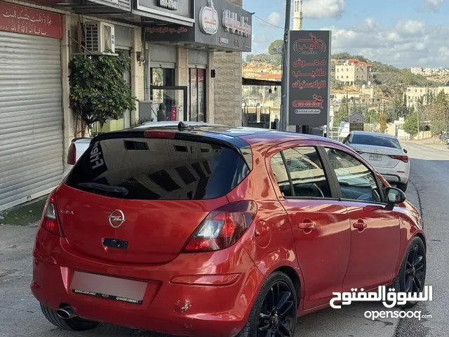 اوبل كورسا توماتيك