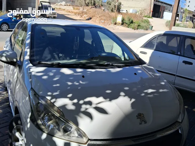 Used Peugeot 208 in Salfit