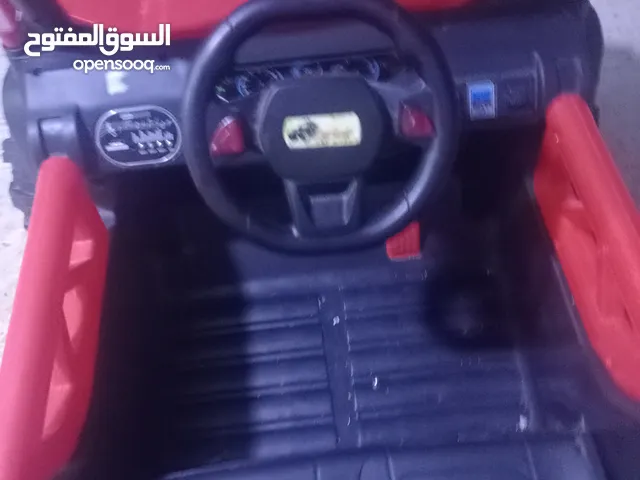 سياره اطفال مستعمله شهرين السياره ما شاء الله عليها للبيع يوجد سماعات بلسياره بلتوث دعست تحكم